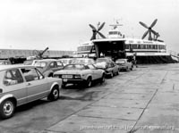 SRN4 The Princess Anne (GH-2007) with Seaspeed at Dover