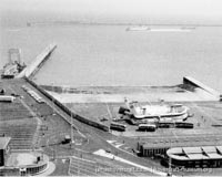 SRN4 The Princess Margaret (GH-2006) with Mark 2 skirt