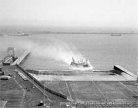 SRN4 The Princess Margaret (GH-2006) with Mark 2 skirt