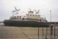 SRN4 hovercraft arriving at Dover