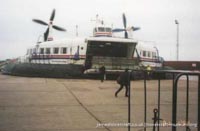 SRN4 hovercraft arriving at Dover