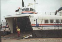 SRN4 hovercraft arriving at Dover
