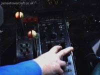 Cockpit centre console for thrust levers and variable pitch propellers